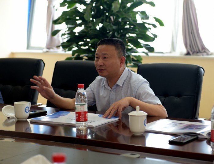 彭州市政府党组成员副市长公安局局长禁毒委常务副主任宋伟到成都石化